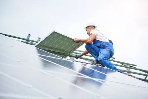 Join the Solar Movement with Phoenix Installation Pros